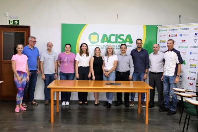 Sicredi renova parceria com a Acisa para patrocínio de eventos