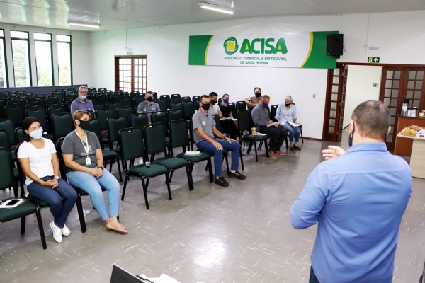 Em reunião com a Acisa secretário anuncia R$20 milhões para o desenvolvimento empresarial